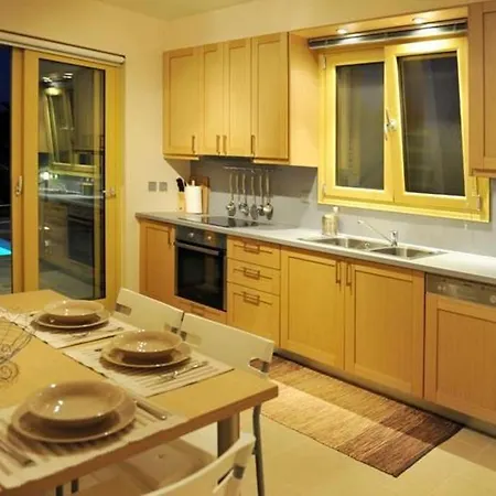 Casa Smaragdi Villas *