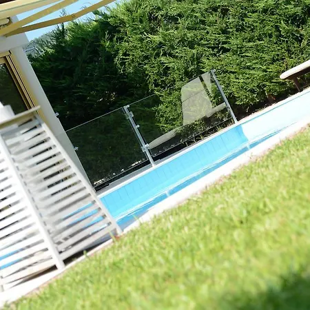 ヴィラ Casa Smaragdi